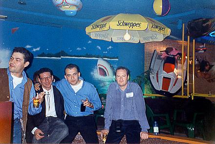 �Mira, otros cuatro!!! (29K)